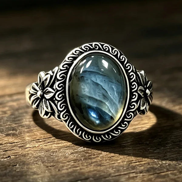 Anillo de estilo antiguo de labradorita 