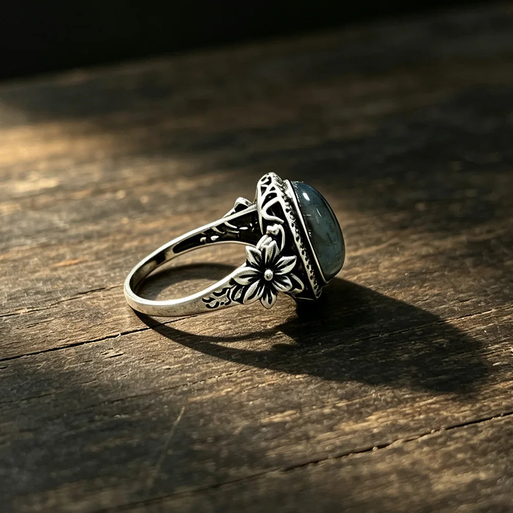 Anillo de estilo antiguo de labradorita 