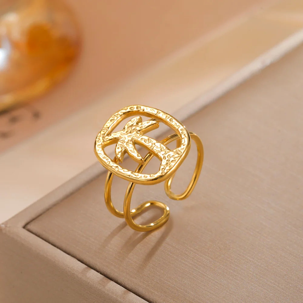 Anillo con motivo de palmera en oro