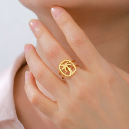 Anillo con motivo de palmera en oro