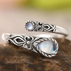 Anillo ajustable de aspecto envejecido con dos piedras lunares