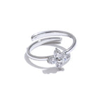 Anillo ajustable trébol y strass plata