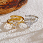 Anillo ajustable trébol y strass plata