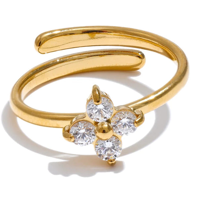 Anillo ajustable trébol y strass oro