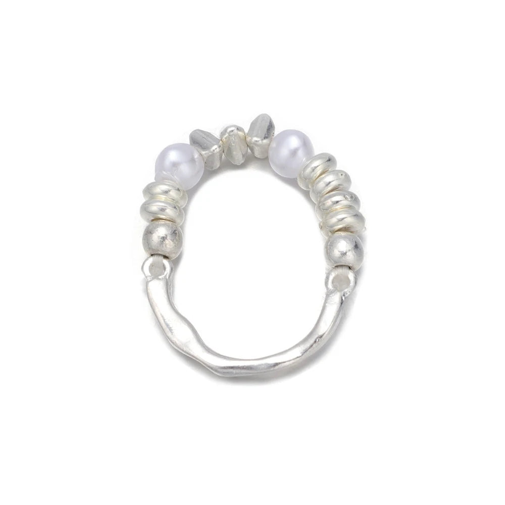 Elegante Anillo de Perlas