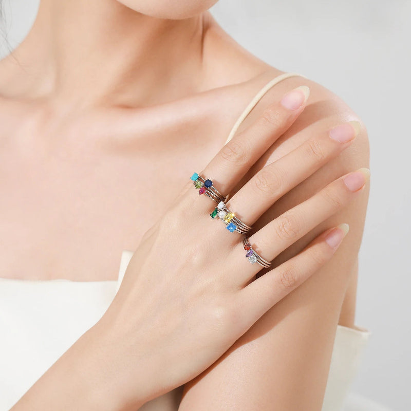 Anillo de Zirconia de Color Piedra de Nacimiento