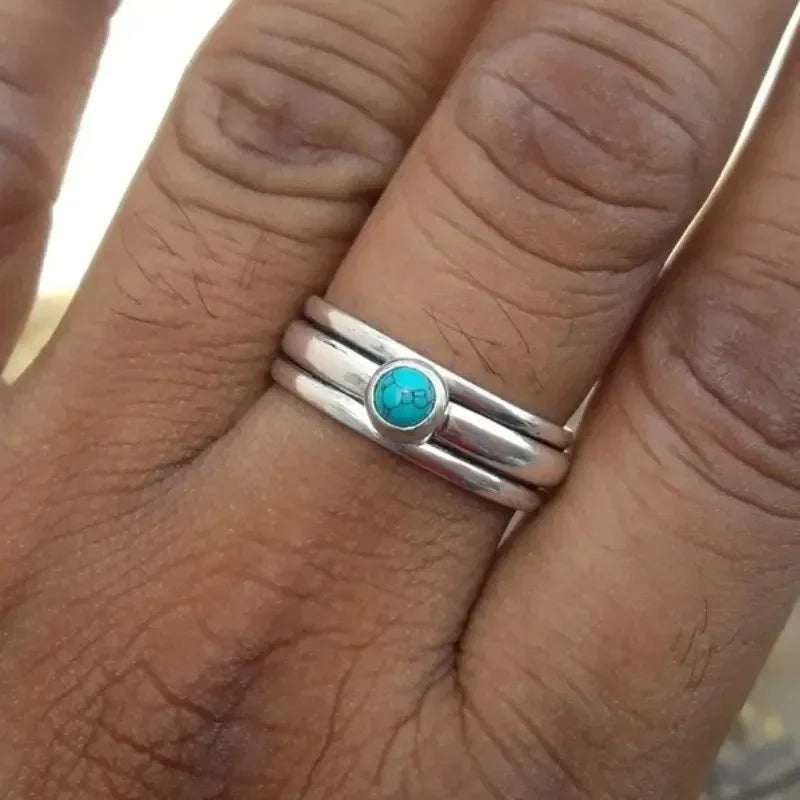 Anillo étnico con piedra turquesa de plata