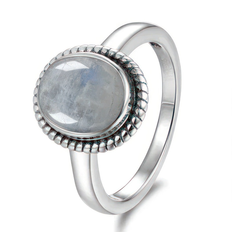 Anillo de fertilidad con piedra de luna 