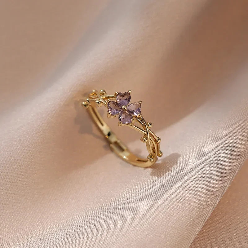 Anillo Fino con Flor de Circonio