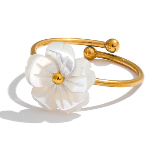 Anillo de flor de margarita