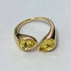 Anillo de gota de agua con perla de color amarillo