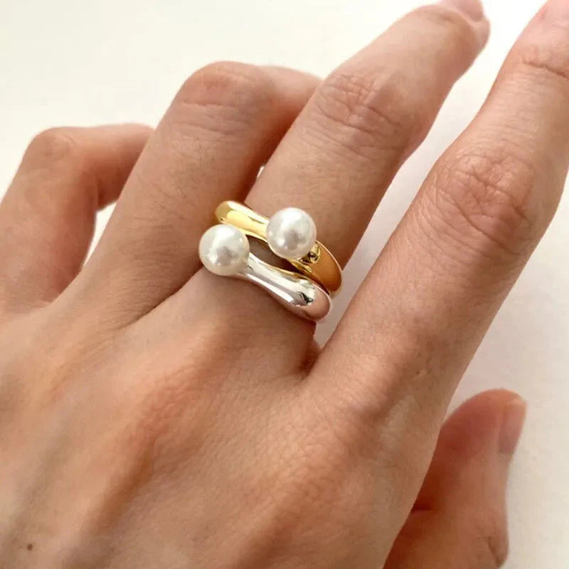 Anillo para mujer con perla blanca 