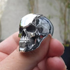 Anillo de calavera gótica
