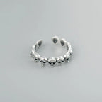 Anillo de Cabezas de Muertos
