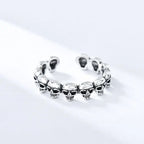Anillo de Cabezas de Muertos