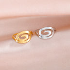 Anillo de diseño en espiral para mujer de oro