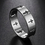 Anillo con cruz calada de plata