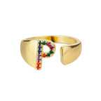 Anillo ancho personalizado con inicial arcoíris p