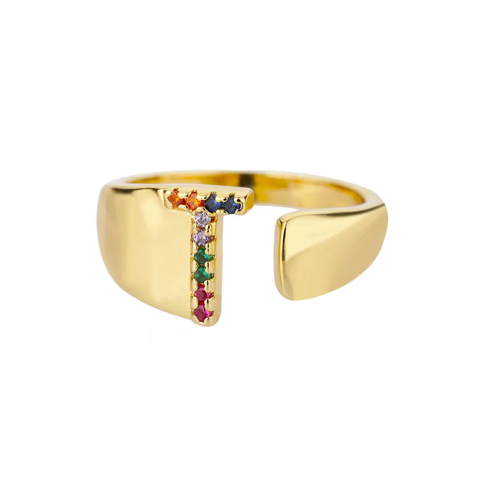 Anillo ancho personalizado con inicial arcoíris t