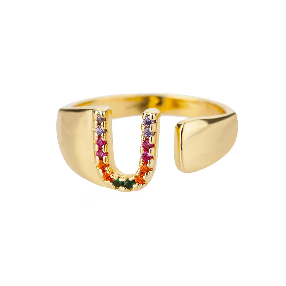 Anillo ancho personalizado con inicial arcoíris u