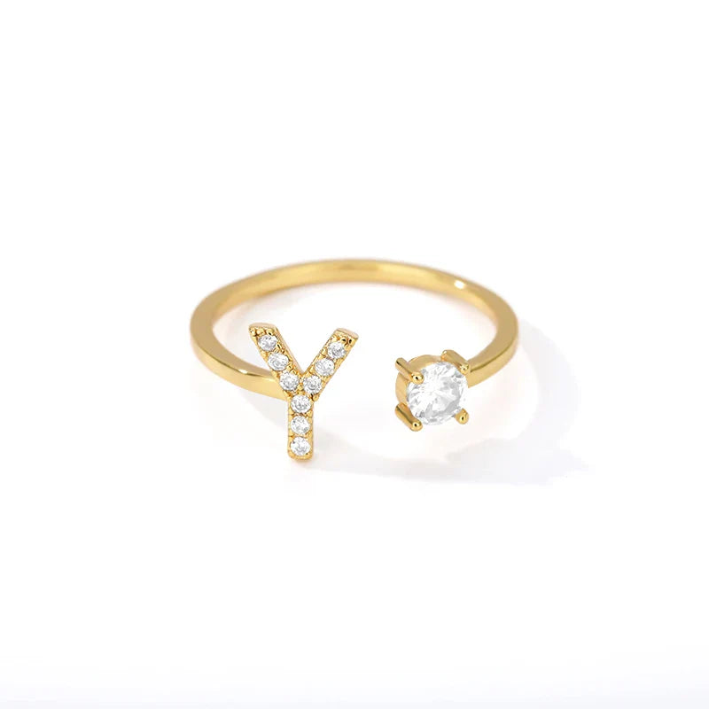 Anillo personalizado con inicial y