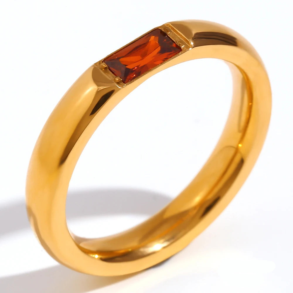 Anillo con piedra de nacimiento engastada para mujer enero