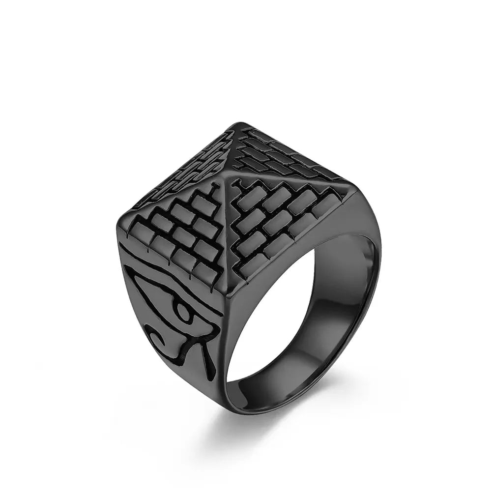 Anillo con Pirámide Egipcia negro