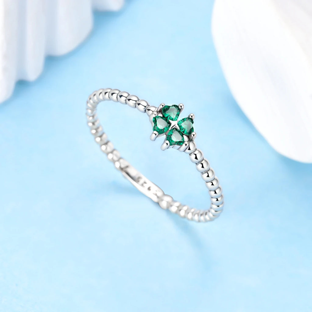 Anillo con Trébol de 4 Hojas Verde