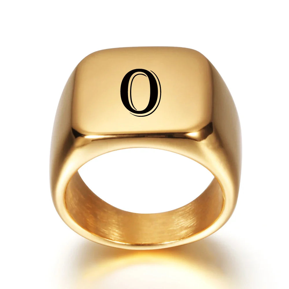 Anillo ancho para hombre personalizado con inicial o