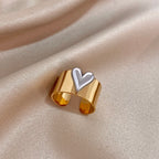 Anillo corazón en relieve de plata