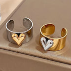 Anillo corazón en relieve de oro