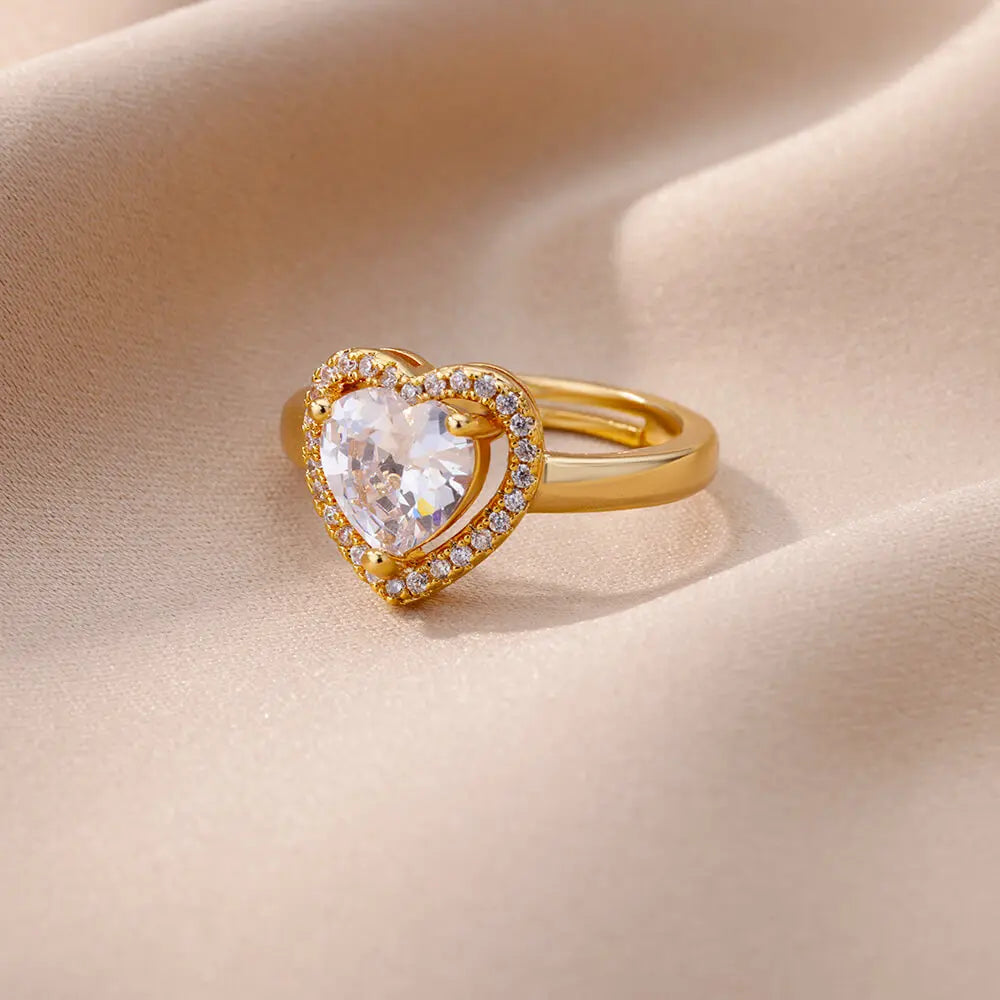 Anillo corazón brillante de oro