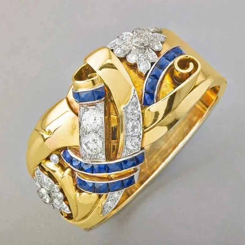 Anillo color oro vintage con circonio 