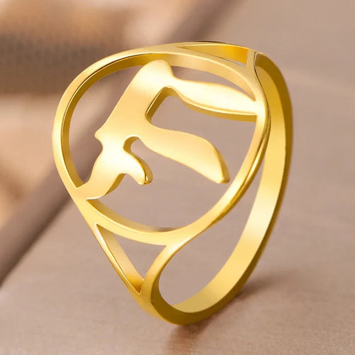 Anillo hueco con el símbolo de vida judía Chai oro