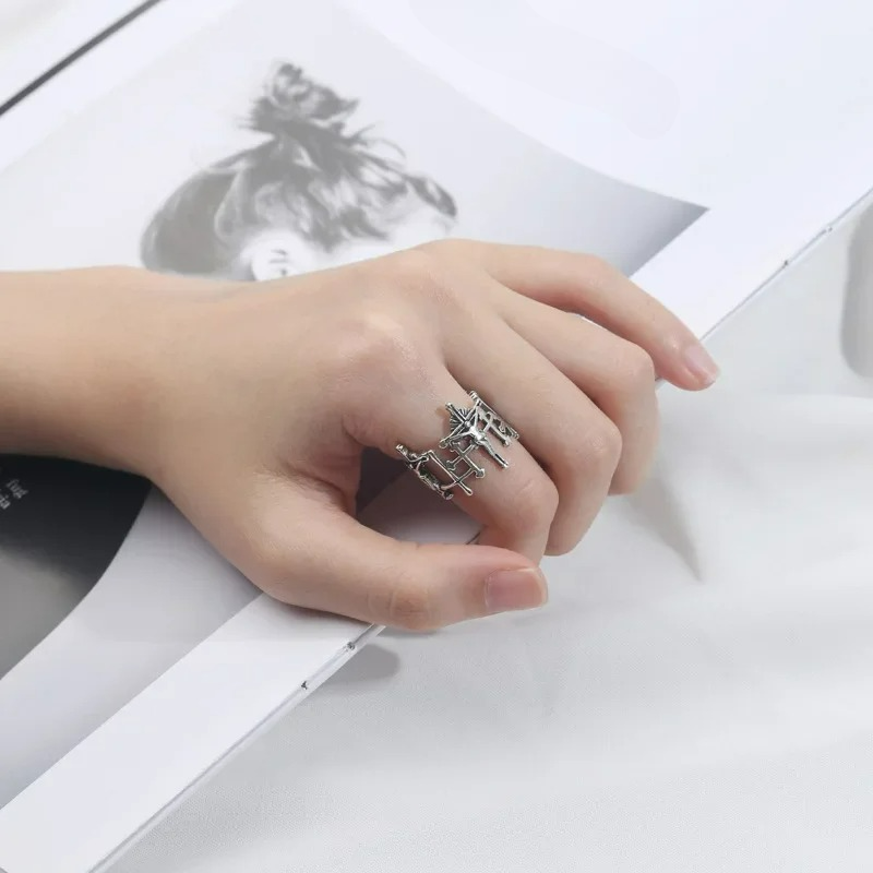 Anillo Cruz de Jesús Mujer