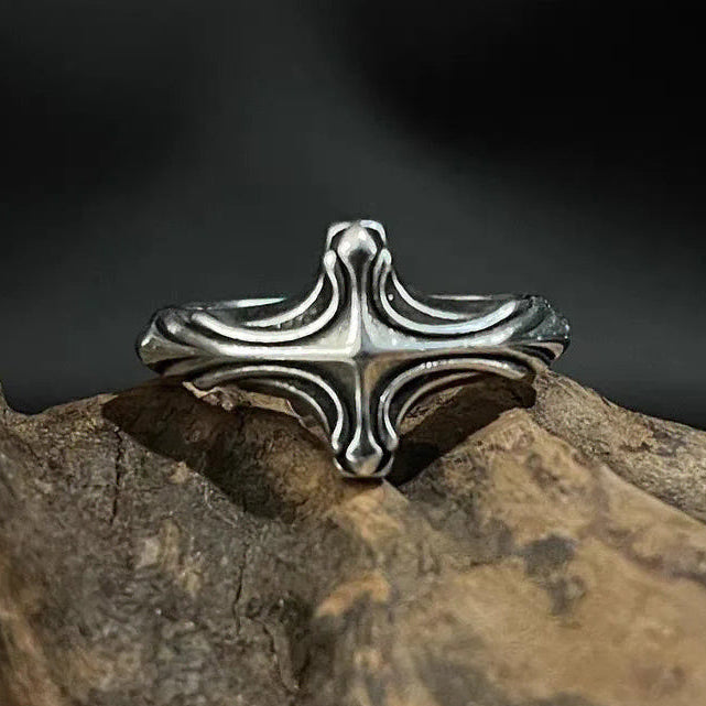 Anillo cruz estilo medieval
