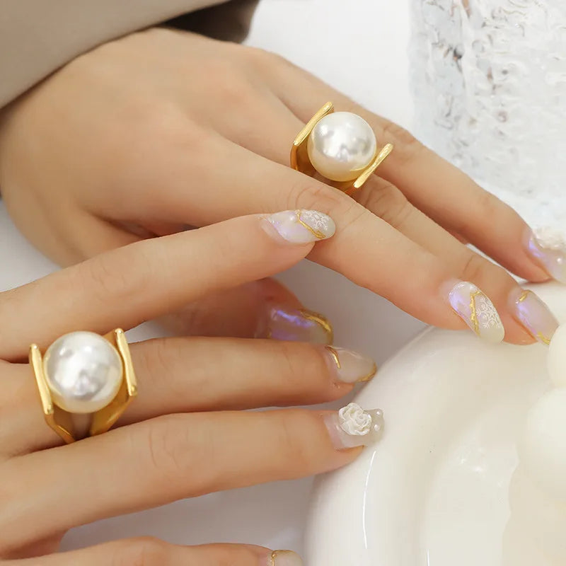 Anillo de Mujer Estilo Retro con Gran Perla Blanca oro