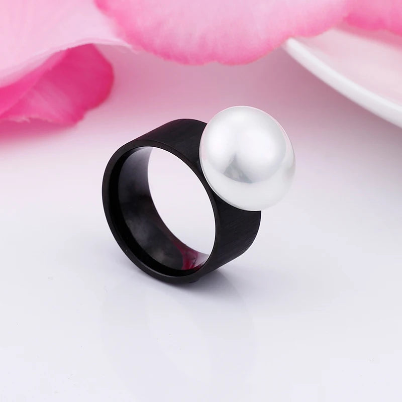 Anillo de Estilo Retro con Perla Blanca negra