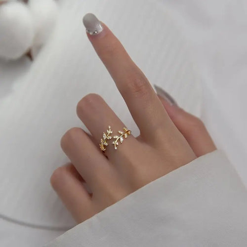 Anillo Hoja de Laurel en Zircon oro