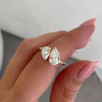 Slim ring with double crystal teardrop in gold