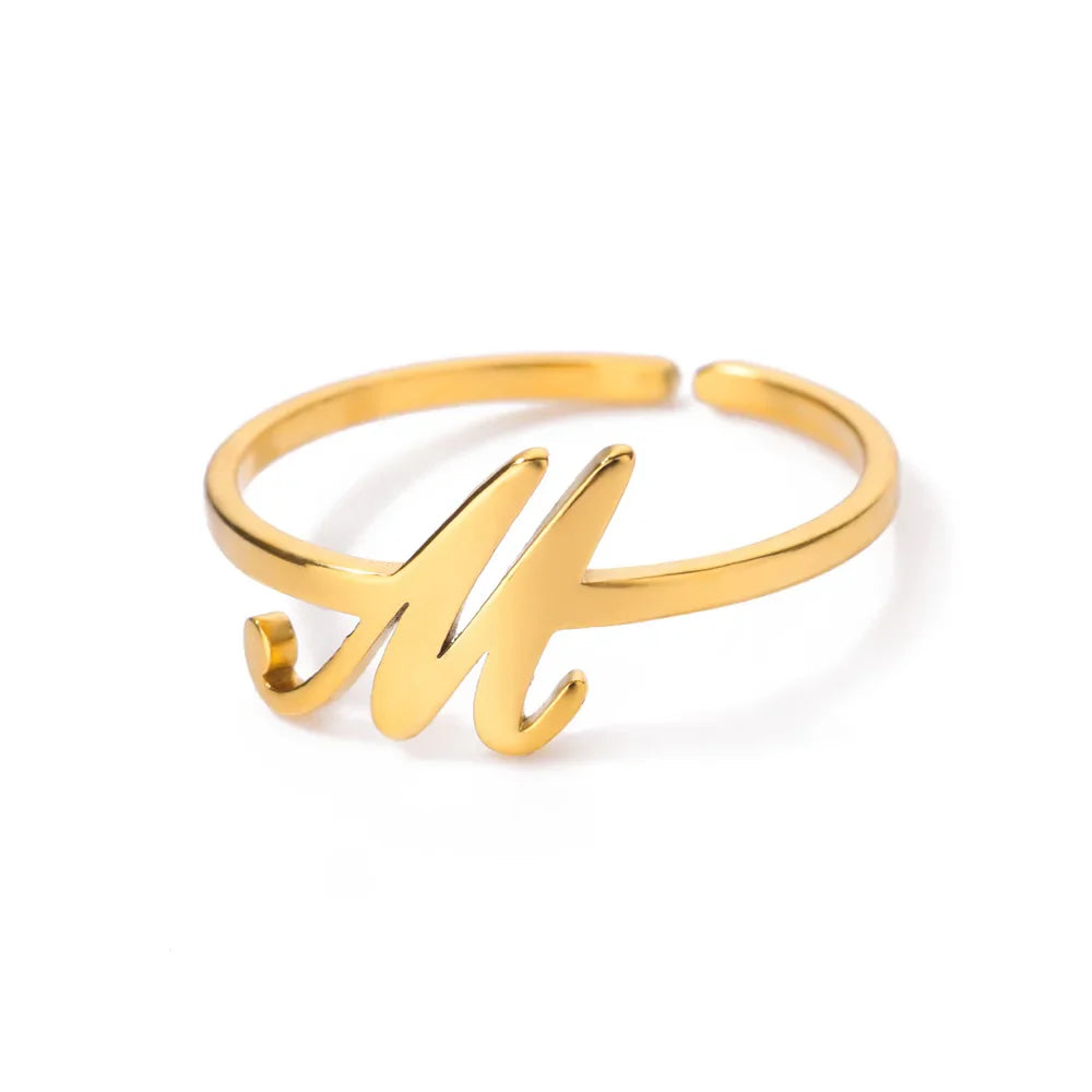 Anillo fino personalizado con inicial m