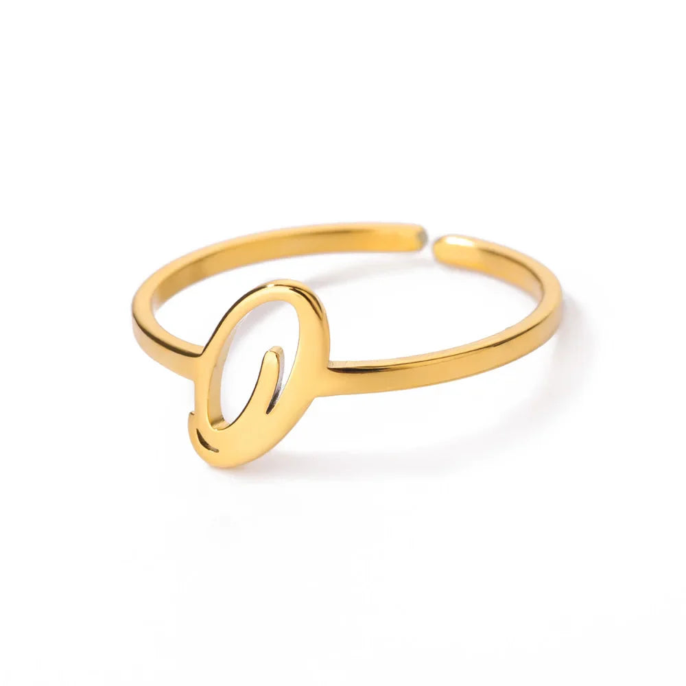Anillo fino personalizado con inicial o