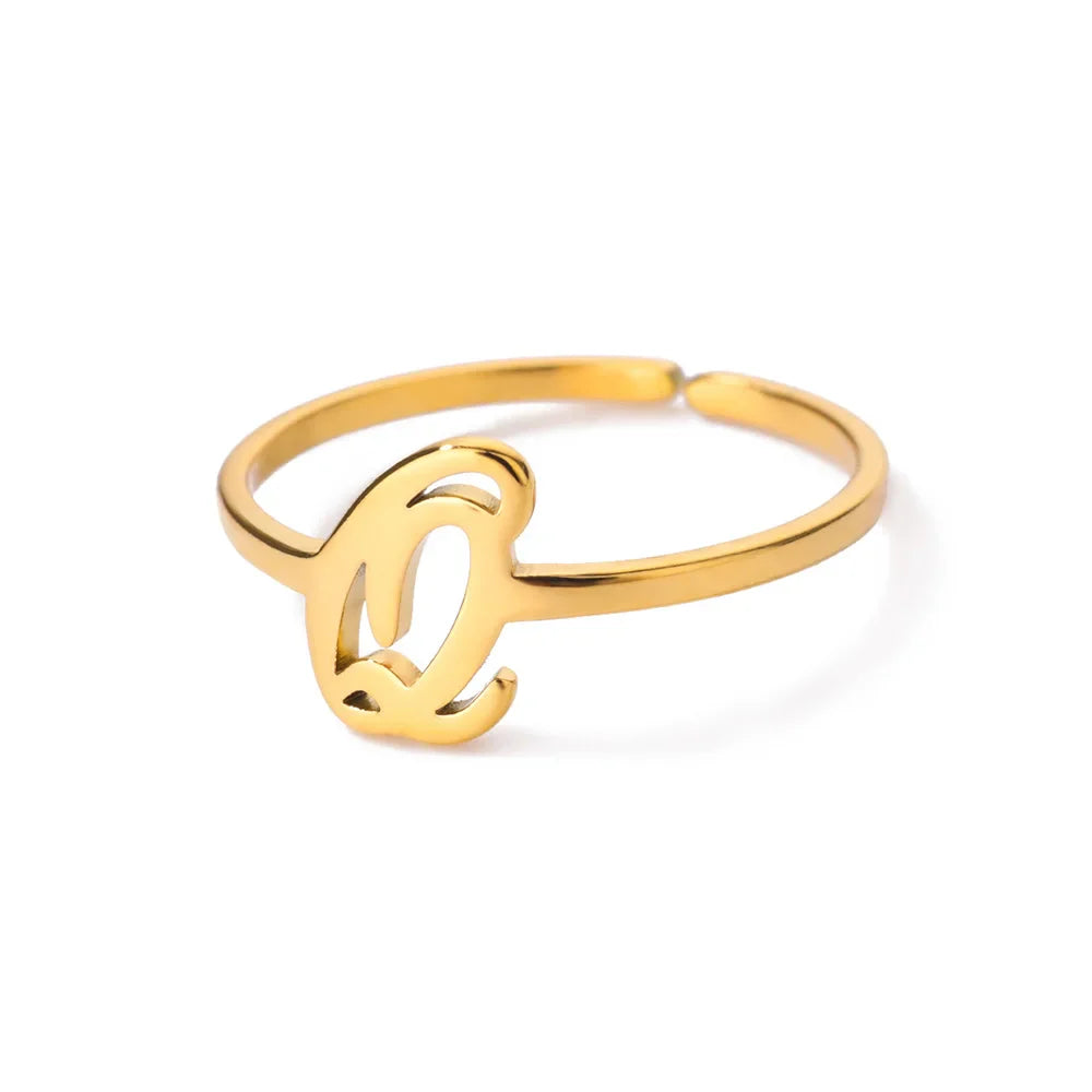 Anillo fino personalizado con inicial q