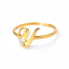 Anillo fino personalizado con inicial y