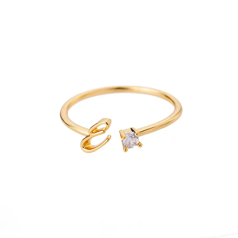 Anillo fino para mujer personalizado con inicial e