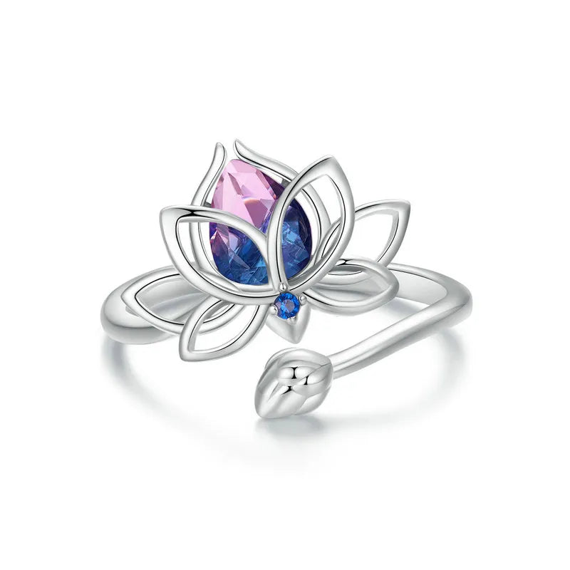 Anillo Flor de Loto en Cristal