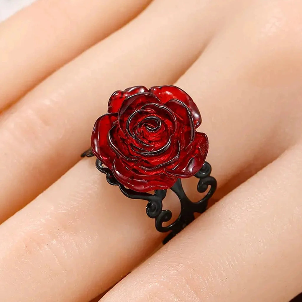 Anillo flor de rosa roja estilo gótico