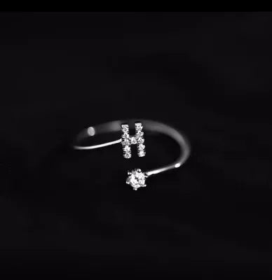 Anillo inicial para mujer h