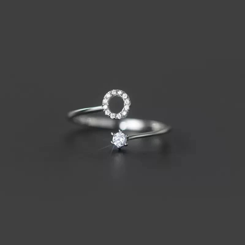 Anillo inicial para mujer o