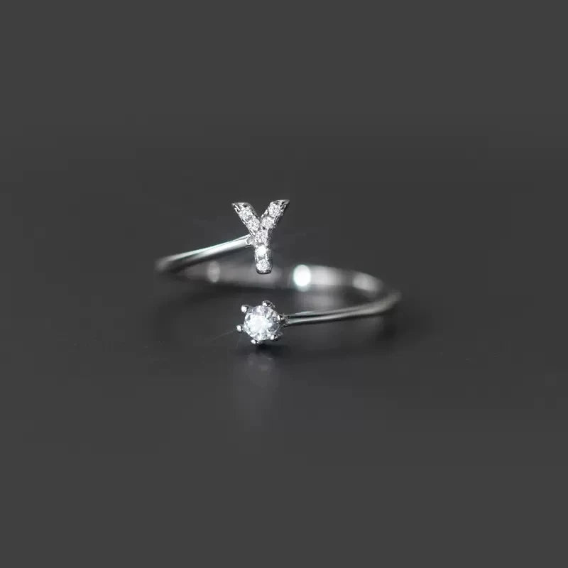 Anillo inicial para mujer y